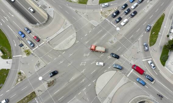 Jakie są najważniejsze zalety korzystania z usług transportu w Resku?
