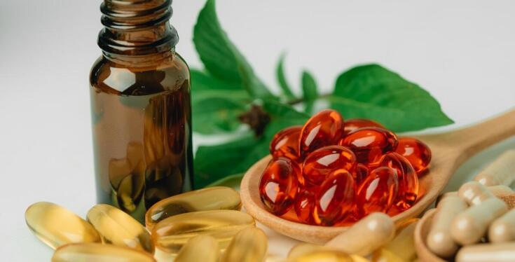 Opinie na temat efektywności witamin i minerałów w ofercie Fitmax