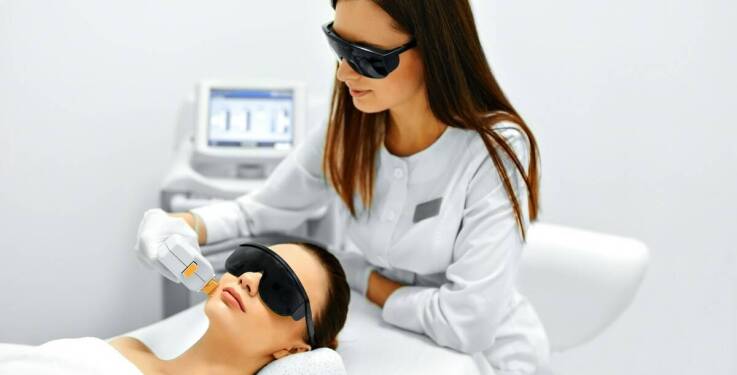 Wpływ laseroterapii na kondycję skóry twarzy i ciała