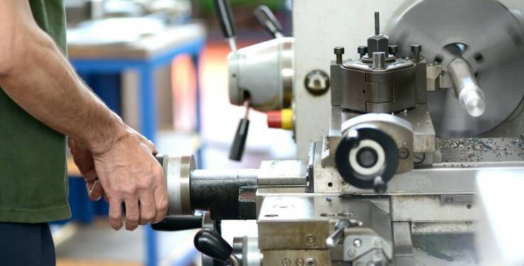 Mechaniczna obróbka jako fundament skutecznych napraw urządzeń pokładowych