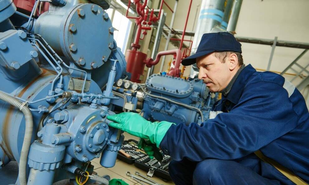 Regeneracja hydraulicznych elementów – dlaczego warto postawić na specjalistów?