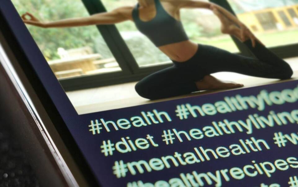 Jak online joga hormonalna wspiera detoksykacyjne procesy organizmu?