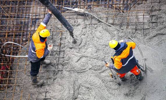 Specjalny beton a wyzwania związane z budową w ekstremalnych warunkach pogodowych