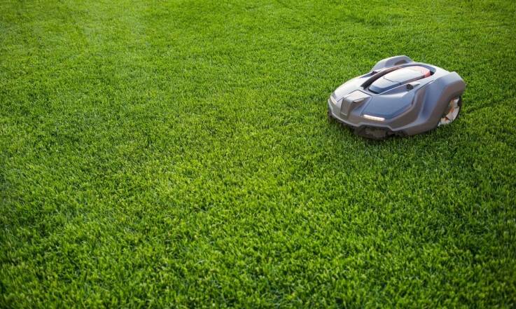 Nowoczesne technologie w koszących robotach – przewodnik po innowacjach