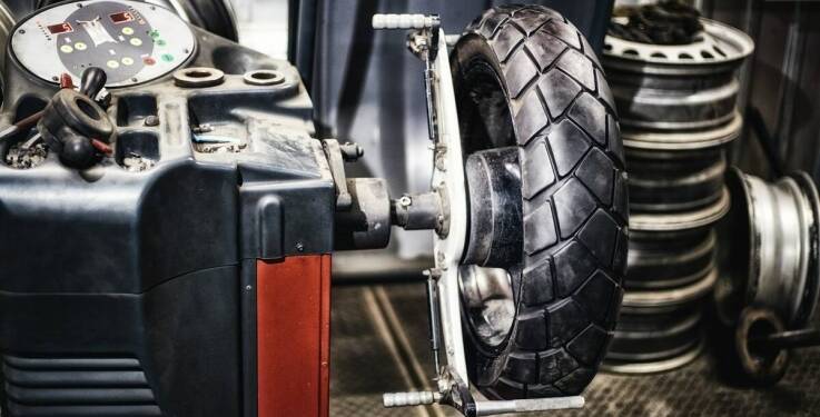 Wyważenie motocyklowych opon - co warto wiedzieć?
