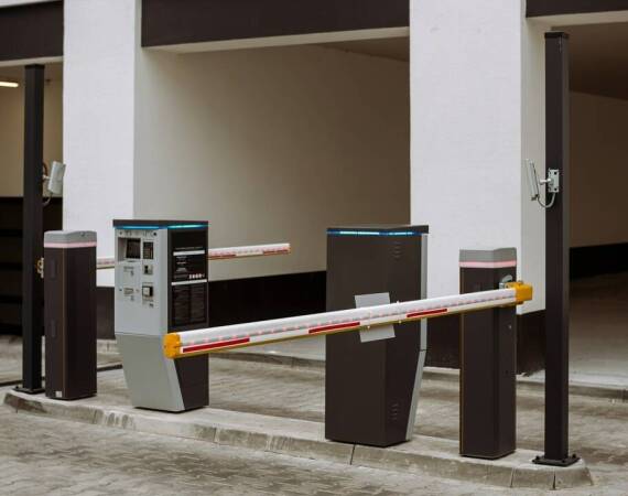 Jakie są zalety automatycznych systemów kontroli wjazdu?