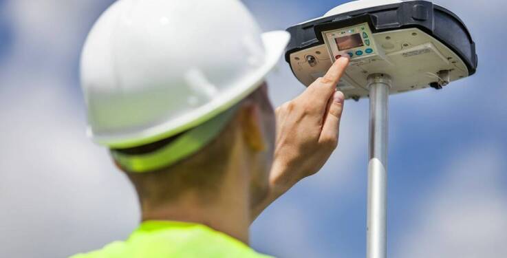 Rola inteligentnych systemów monitorowania w usługach dla dźwigów