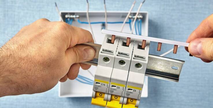 Nowoczesne technologie w elektrycznych instalacjach dla inteligentnych domów