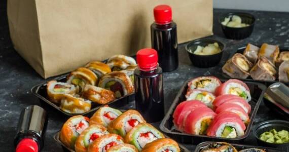 Uramaki, futomaki i nigiri w zamówieniu z dostawą — czym różnią się w praktyce