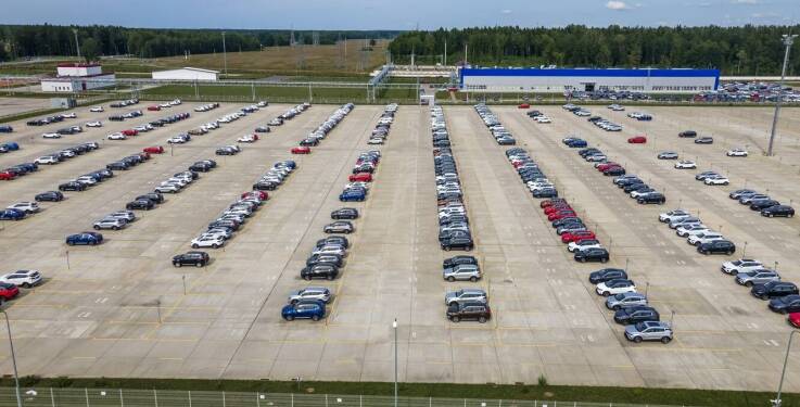 Dojazd, parking i rozkład terenu — logistyczne kryteria miejsca na wesele poza miastem