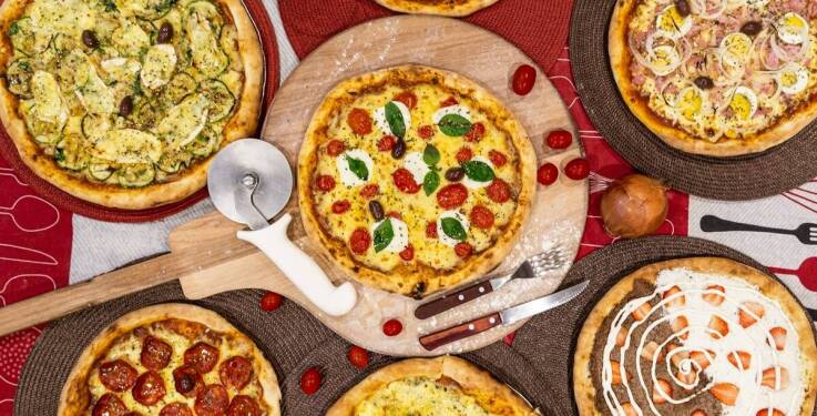 Dlaczego menu na uroczystość rządzi się innymi zasadami niż codzienny catering dietetyczny