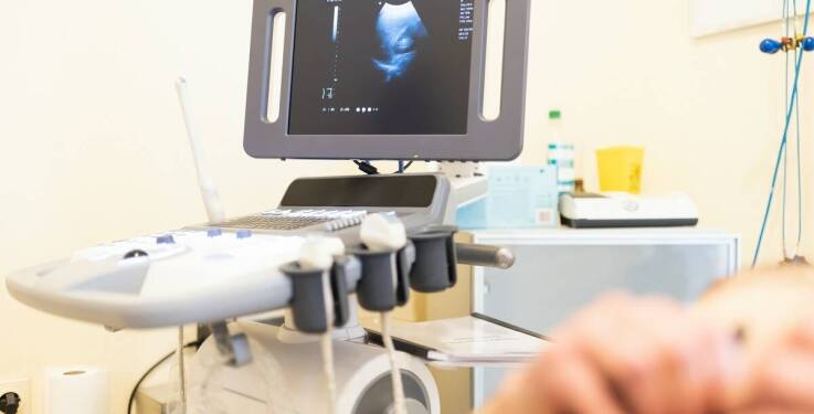 Co pokazuje badanie ultrasonograficzne narządów rodnych i kiedy pomaga wyjaśnić objawy